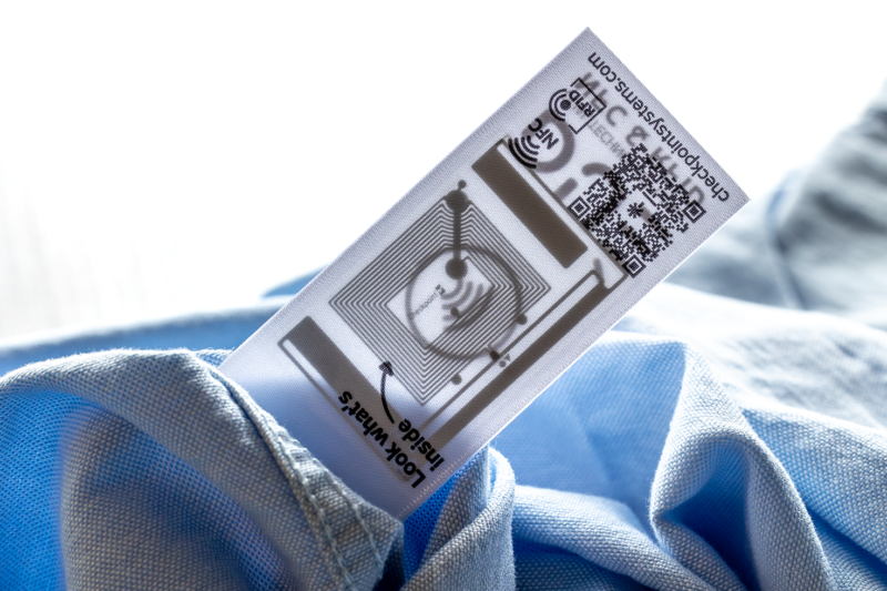 Revolutionerande RFID-taggstillverkning med rull-till-roll-skärmtrycksteknologi
